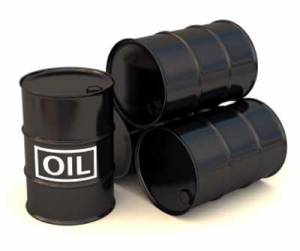 Mercati energetici: riviste al rialzo le stime sui futures petroliferi