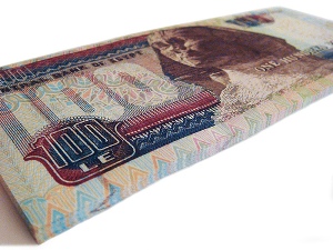 La finanza egiziana del dopo Mubarak: venduti titoli per 1,1 miliardi