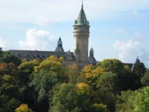 Lussemburgo: marcia indietro sull'emissione di sukuk