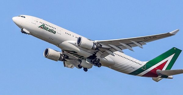 Alitalia: brutte notizie per gli investitori, rischio default