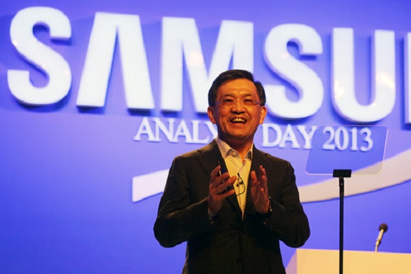 Samsung, ad lascia nonostante utili: il titolo?