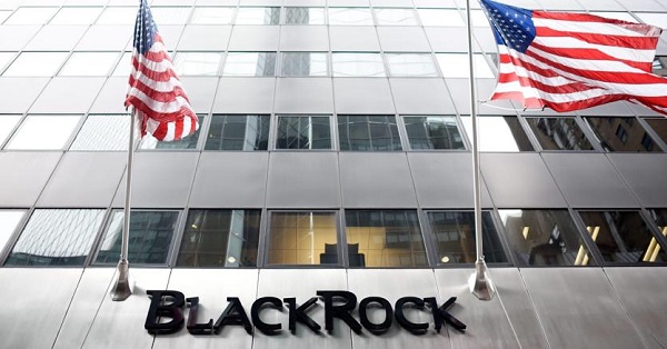 Blackrock punta al 10% di Eurizon