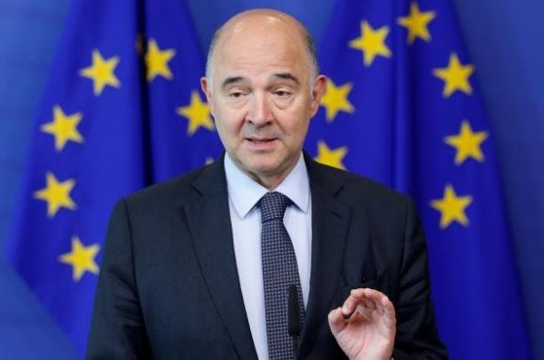 Manovra, Moscovici: necessario ancora qualche passo