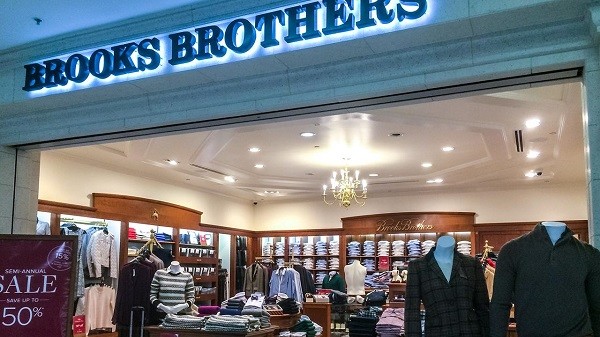 Brooks Brothers salva, trovati compratori
