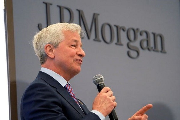 Jp Morgan: attenzione a uragano economico